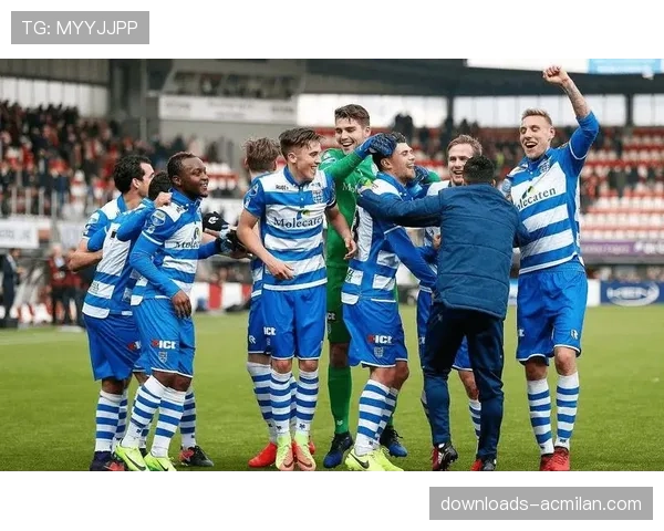 官方：门兴格拉德巴赫与功勋主帅法尔克续约至2028年